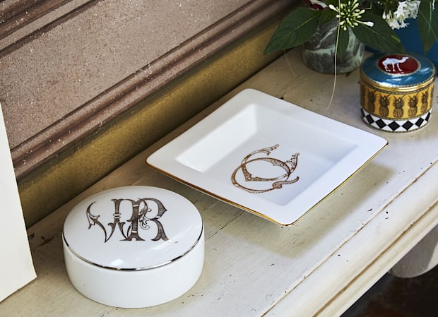 small change tray oro - personalizableCorona Monogram-5
