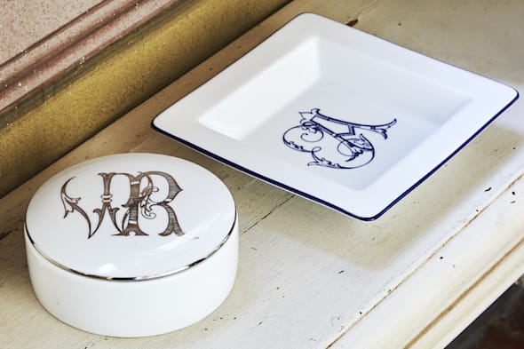 ASSIETTES ET PORCELAINES PERSONNALISÉES