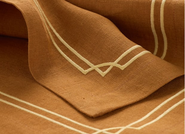 LINEN PLACEMATS COGNAC Orlis-3